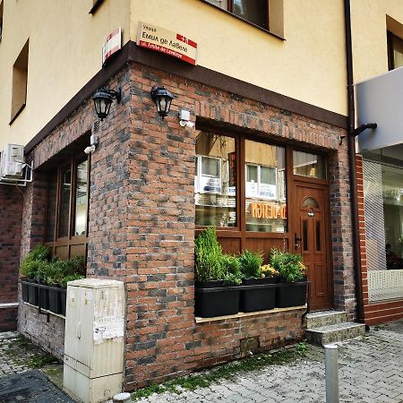 Sleep Over Sofia - Guest Rooms Bagian luar foto