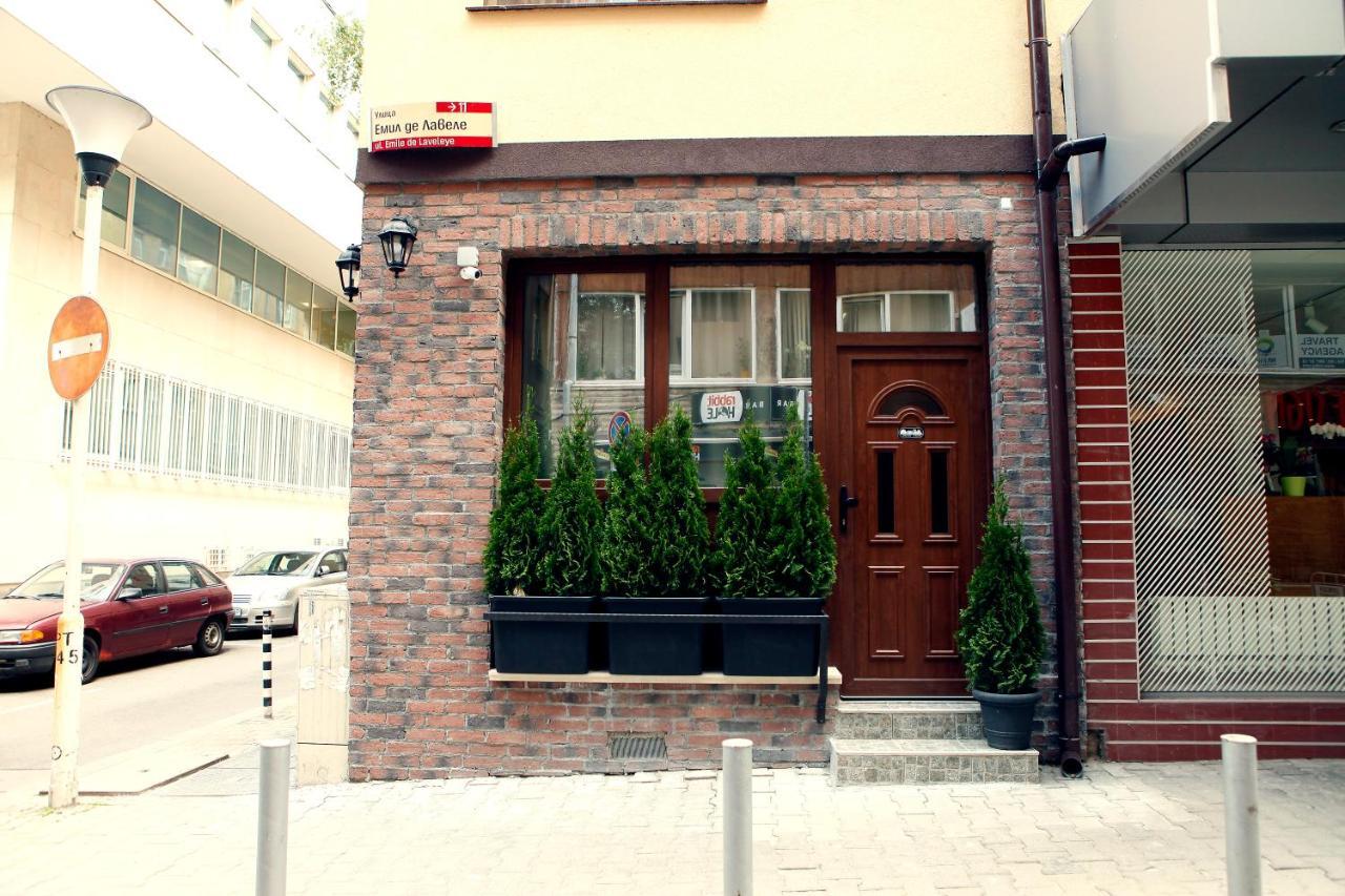 Sleep Over Sofia - Guest Rooms Bagian luar foto